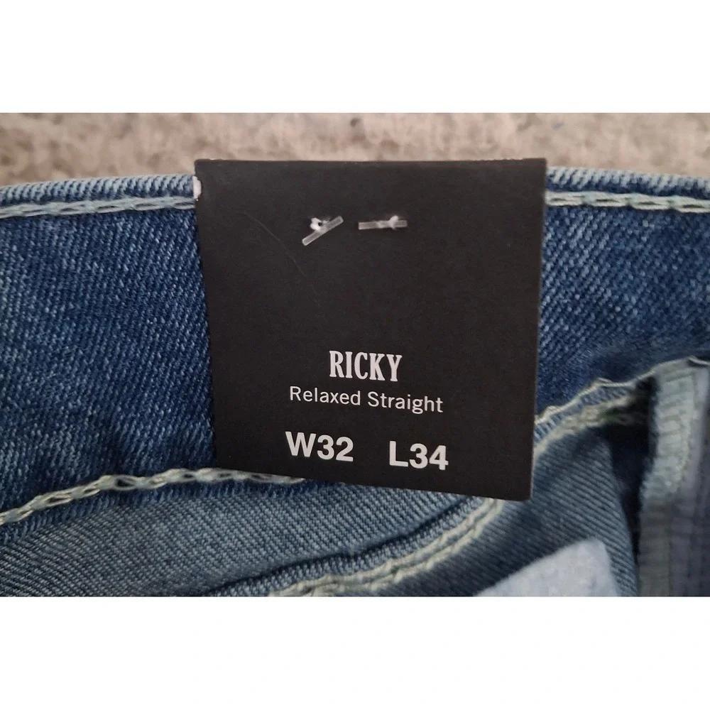 True Religion Ricky Relaxed Straight Big T Flap Jeans 32x34 Light Pacific Wash